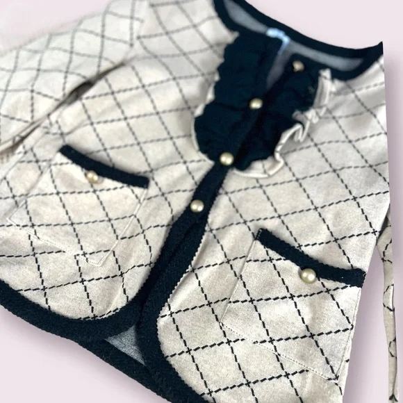 Sophisticated Girls Outfit - Picture 5 of 11